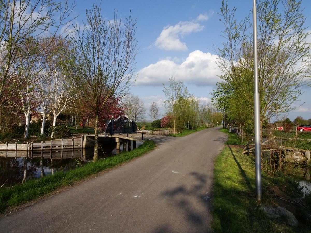 Bed and Breakfast De Kopstoof Lekkerkerk Екстер'єр фото